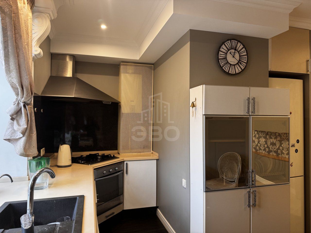 трехкомнатная квартира в Санкт-Петербург по адресу: Таллинская ул., 10