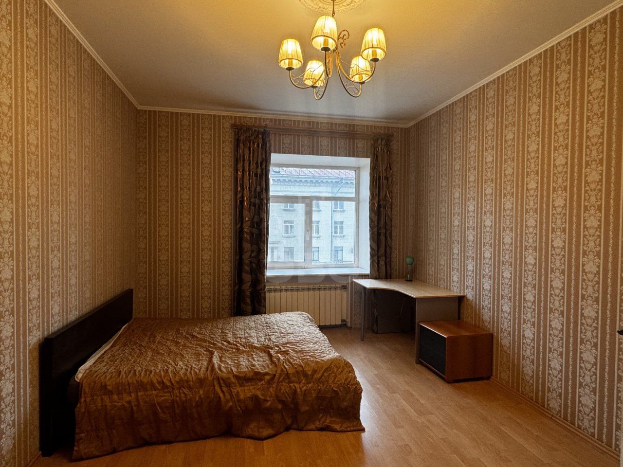 трехкомнатная квартира в Санкт-Петербург по адресу: Таллинская ул., 10