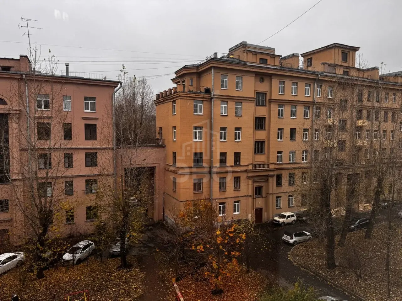 трехкомнатная квартира в Санкт-Петербурге по адресу: Таллинская ул., 10
