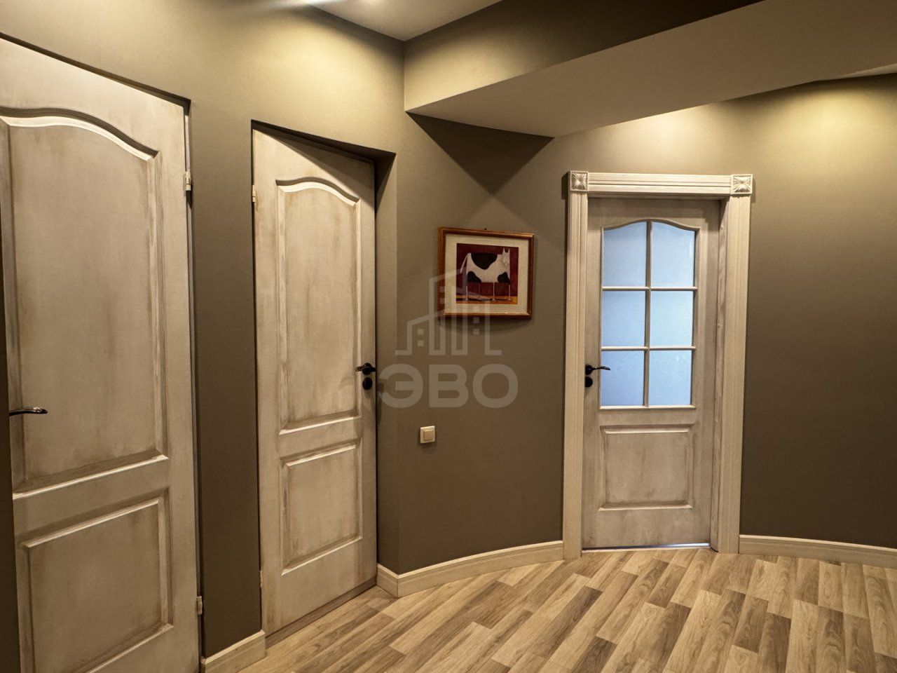 трехкомнатная квартира в Санкт-Петербург по адресу: Таллинская ул., 10