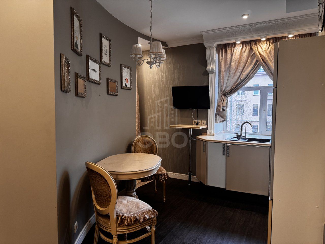 трехкомнатная квартира в Санкт-Петербург по адресу: Таллинская ул., 10