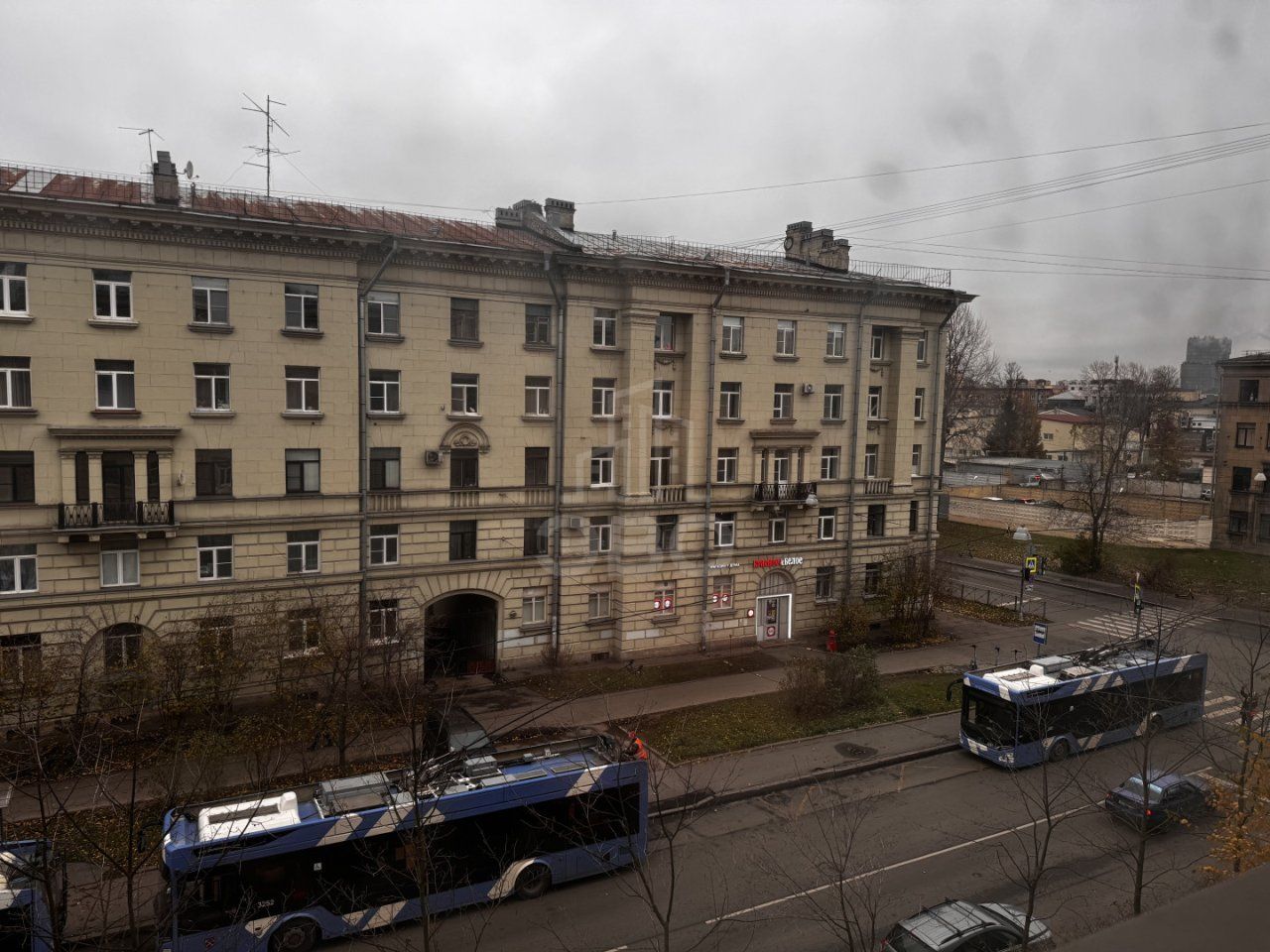 трехкомнатная квартира в Санкт-Петербург по адресу: Таллинская ул., 10