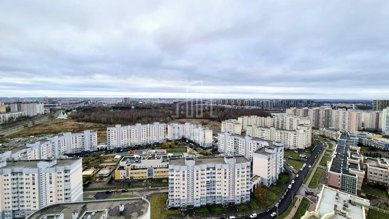 однокомнатная квартира в Санкт-Петербурге по адресу: Доблести ул., 17, к 2
