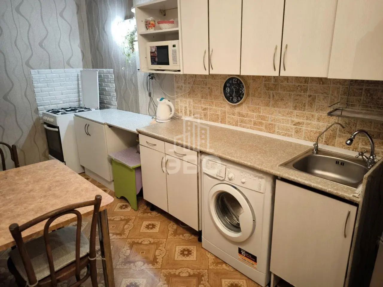 двухкомнатная квартира в Санкт-Петербурге по адресу: Дегтярная ул., 9