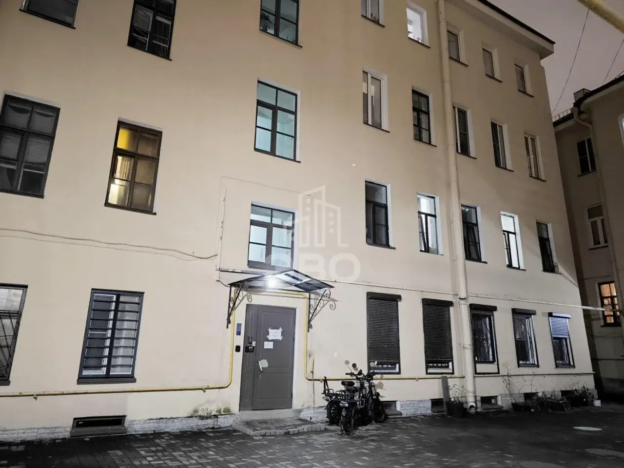 двухкомнатная квартира в Санкт-Петербурге по адресу: Дегтярная ул., 9