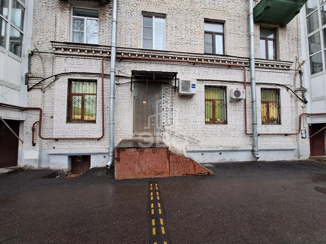 коммерция в Санкт-Петербурге по адресу: Большой Сампсониевский проспект, 74, литера А