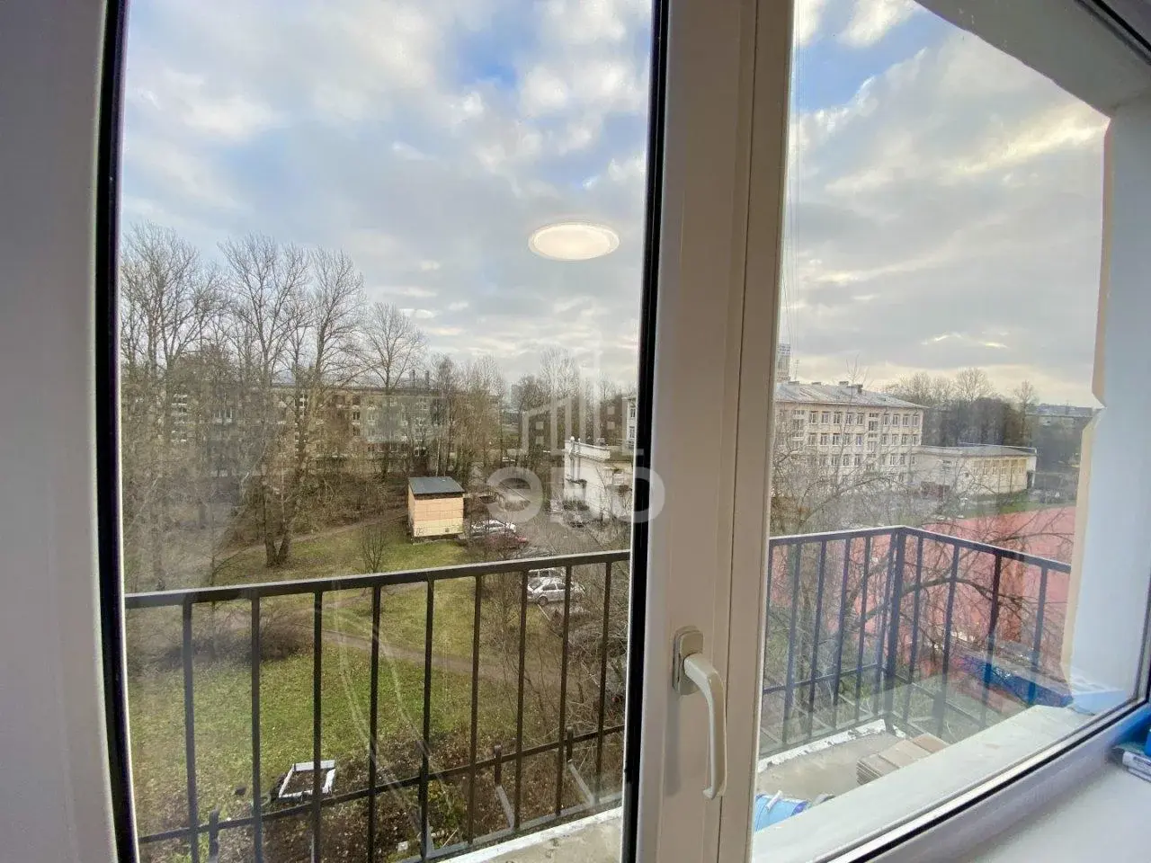 однокомнатная квартира в Санкт-Петербурге по адресу: Алтайская ул., 35