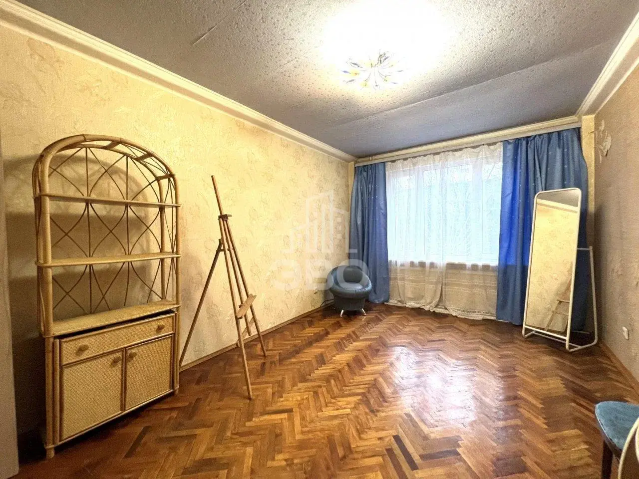 трехкомнатная квартира в Санкт-Петербурге по адресу: Красных Зорь б-р., 24