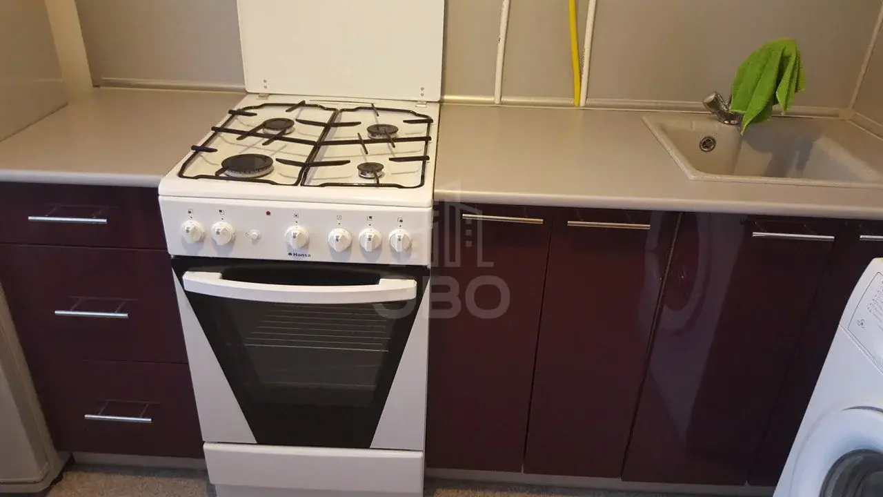 однокомнатная квартира в Санкт-Петербурге по адресу: Среднеохтинский пр-кт., 5