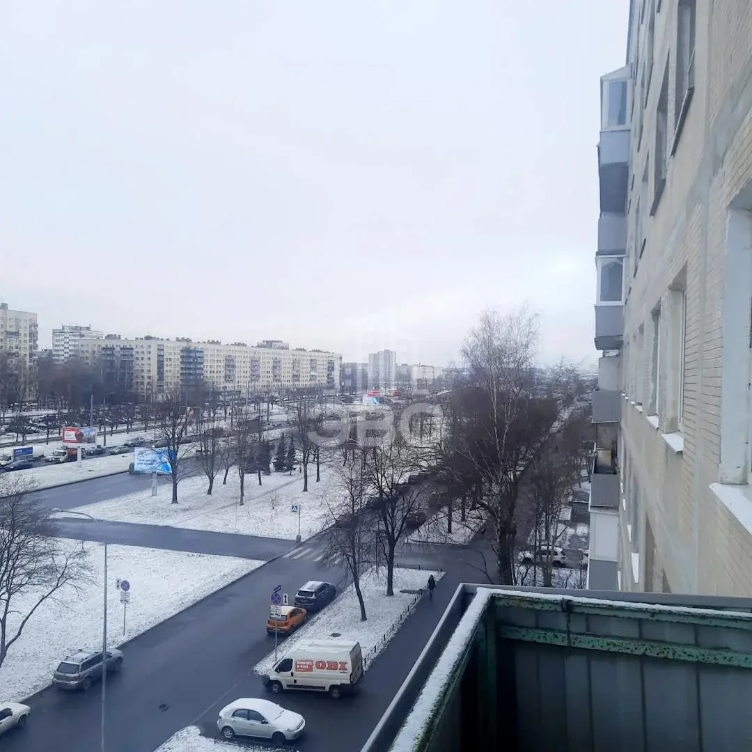 однокомнатная квартира в Санкт-Петербурге по адресу: Культуры проспект, 21, к 1