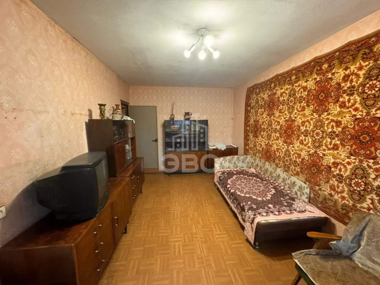 двухкомнатная квартира в Санкт-Петербурге по адресу: Купчинская ул., 11, к 1