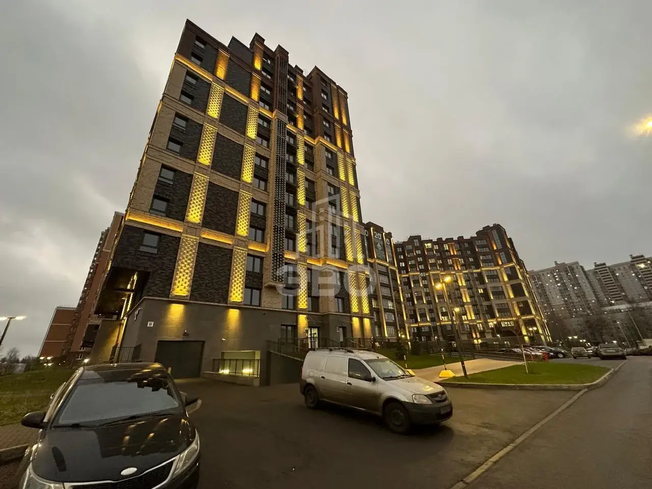 трехкомнатная квартира в Санкт-Петербурге по адресу: Лиственная ул., 20, к 2, строение 1