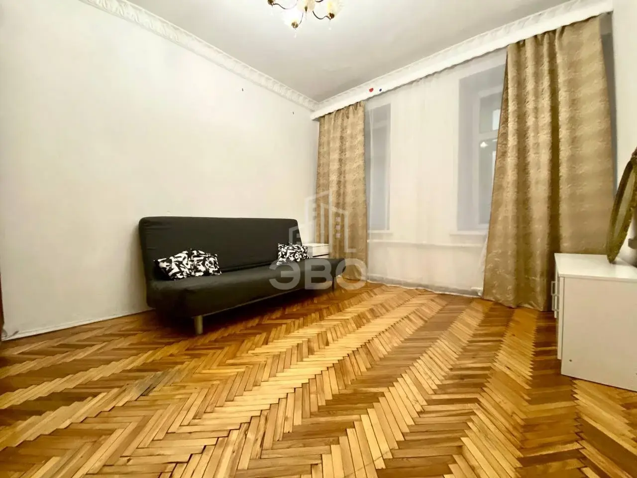 двухкомнатная квартира в Санкт-Петербурге по адресу: Коломенская ул., 7