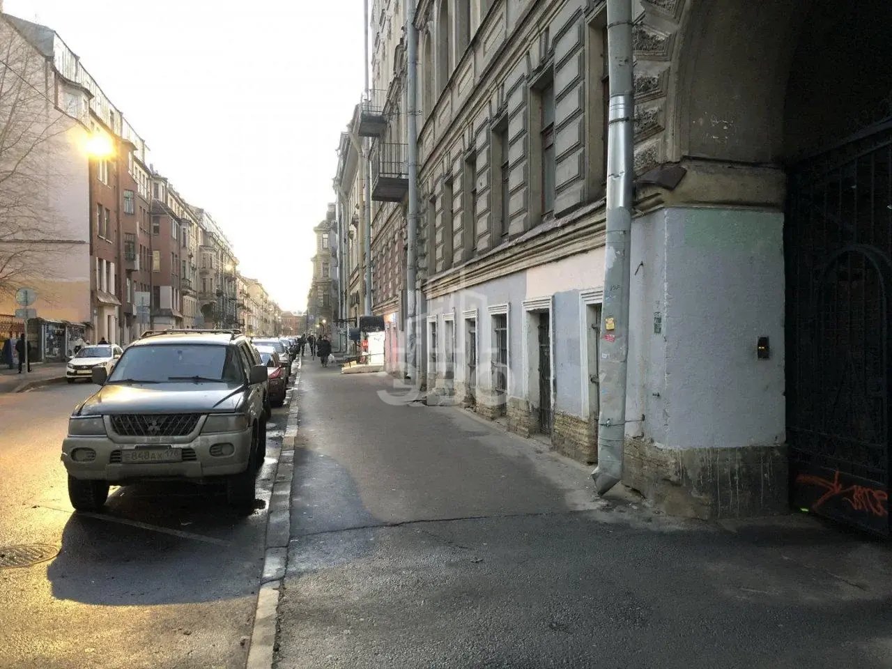 двухкомнатная квартира в Санкт-Петербурге по адресу: Коломенская ул., 7