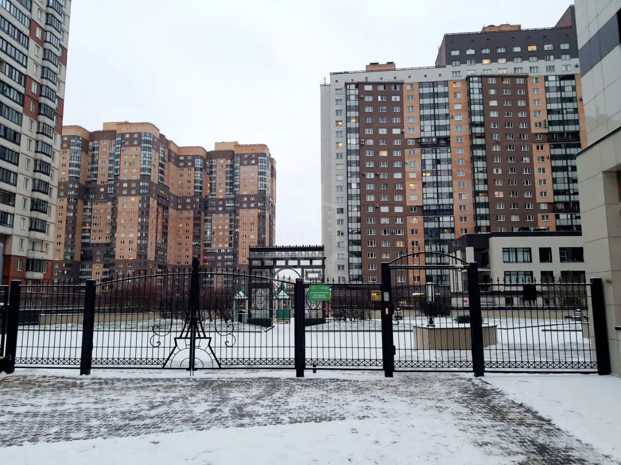 двухкомнатная квартира в Санкт-Петербурге по адресу: Космонавтов проспект, 63, к 1