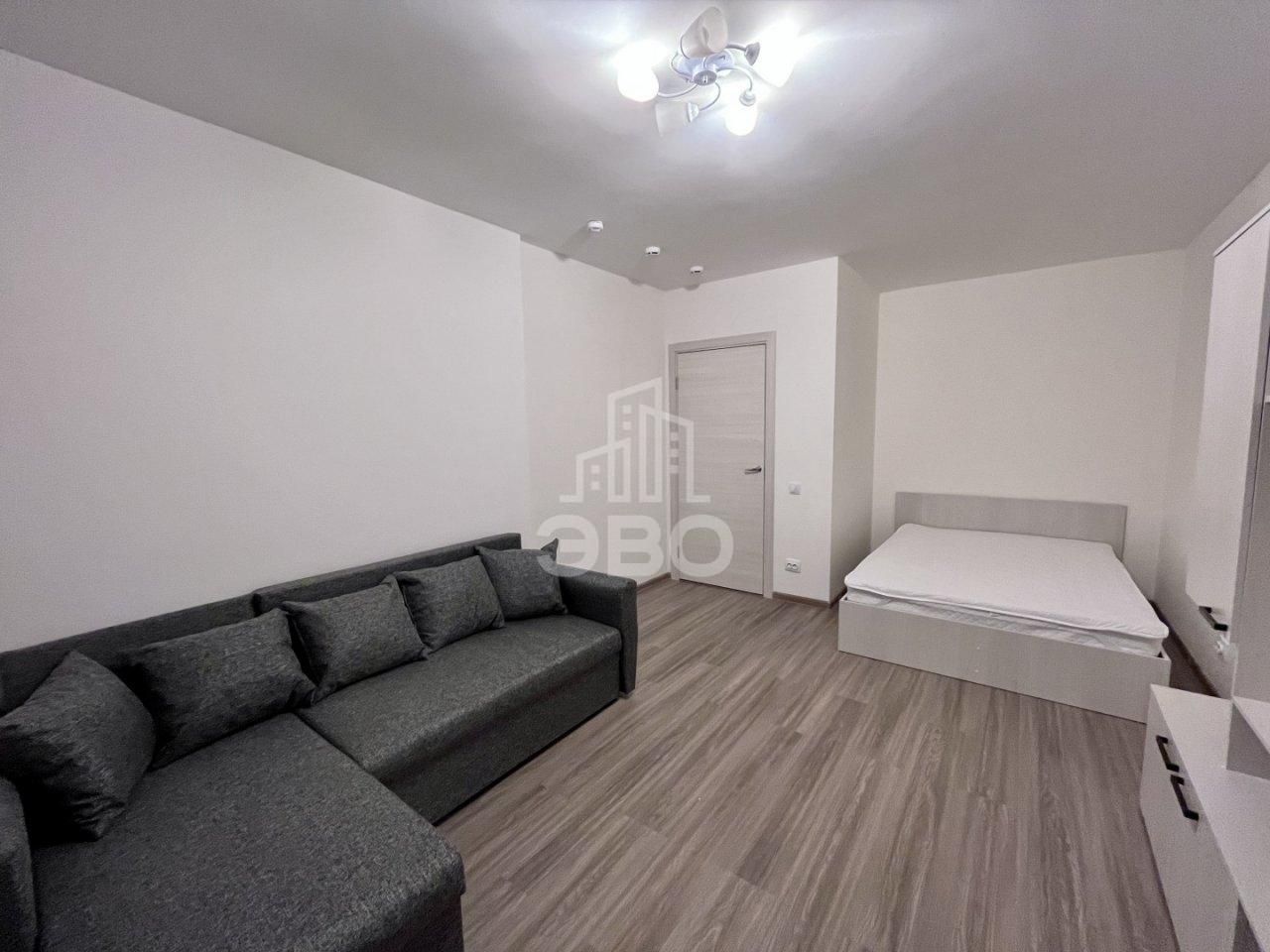 однокомнатная квартира в Санкт-Петербурге по адресу: Ивинская ул., 17, строение 1