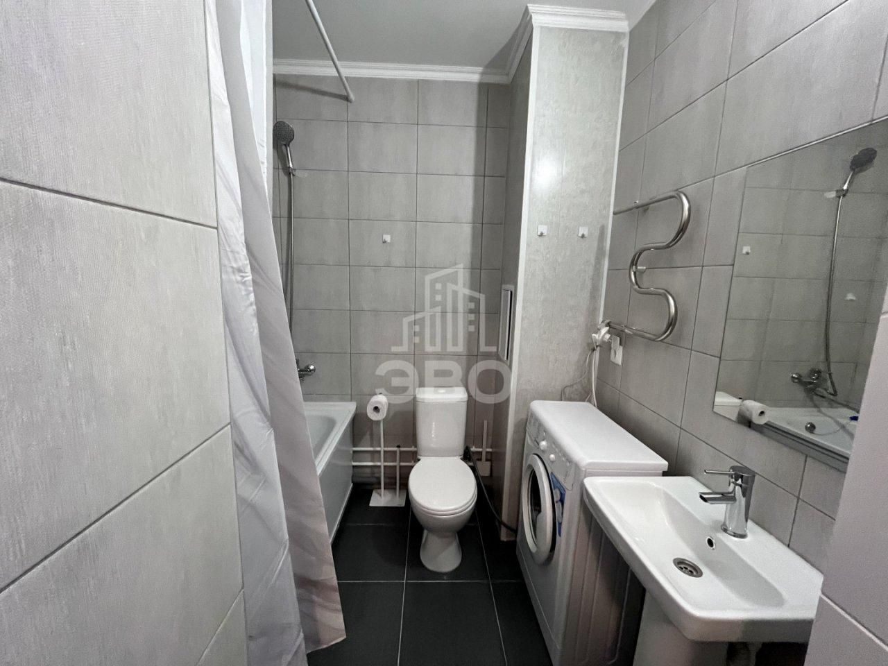 однокомнатная квартира в Санкт-Петербурге по адресу: Ивинская ул., 17, строение 1