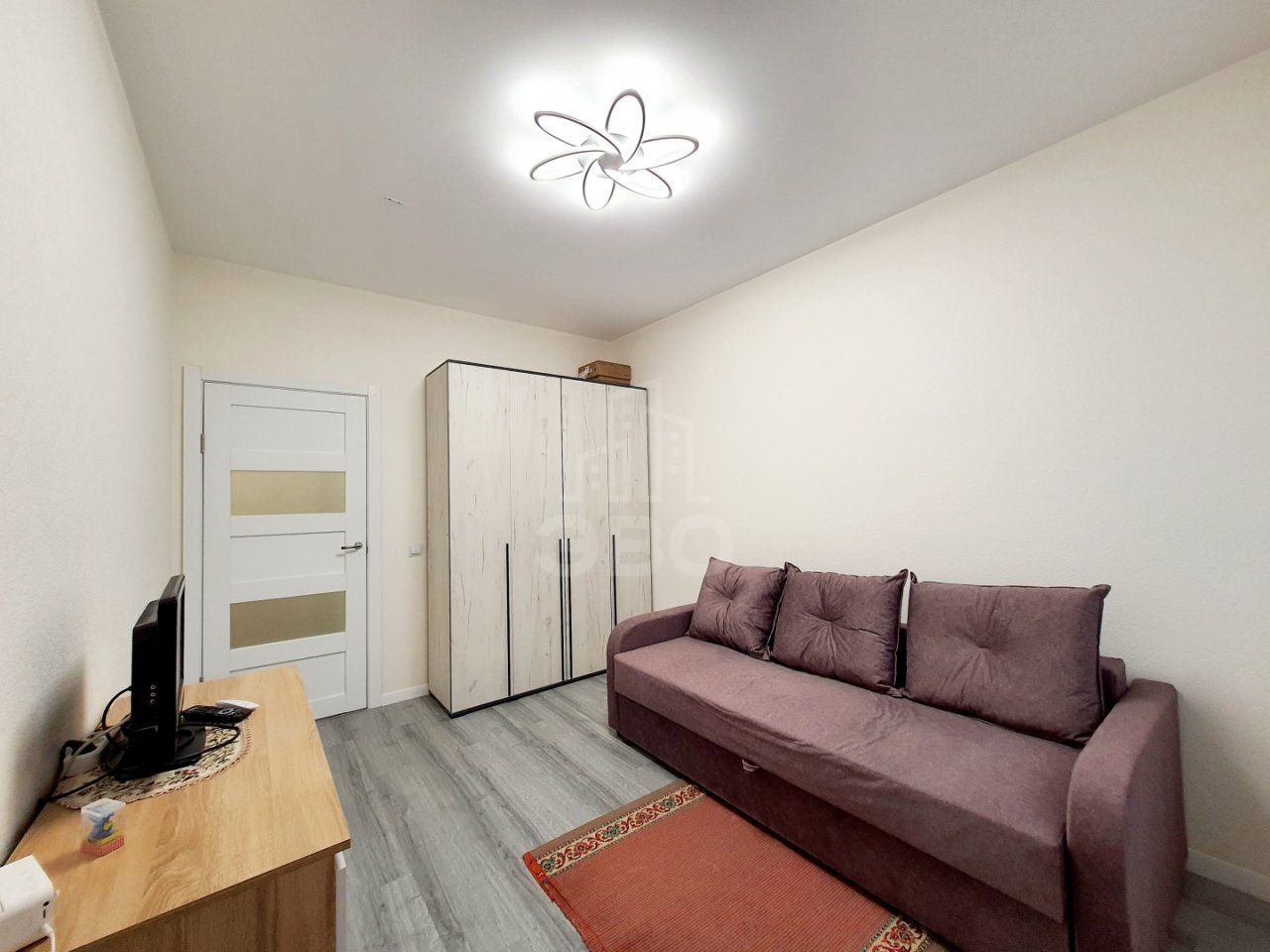 однокомнатная квартира в Санкт-Петербурге по адресу: Плесецкая ул., 28, к 1