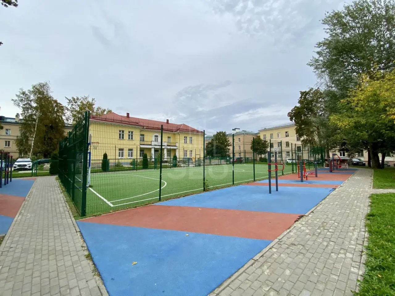 коммерция в Санкт-Петербурге по адресу: Ленина проспект, 102, к 1