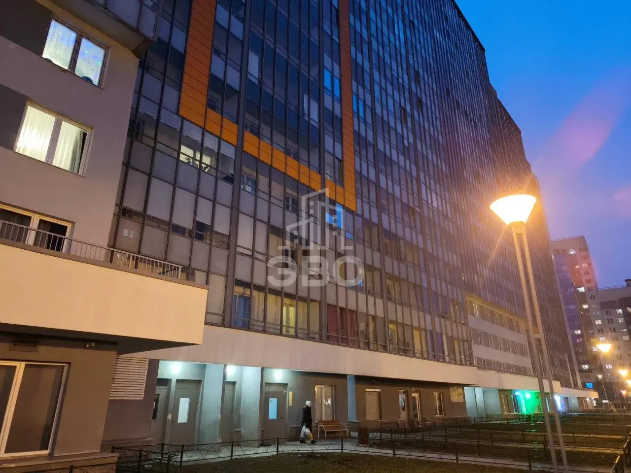 двухкомнатная квартира в Санкт-Петербурге по адресу: Маршала Казакова ул., 70, к 1, строение 1