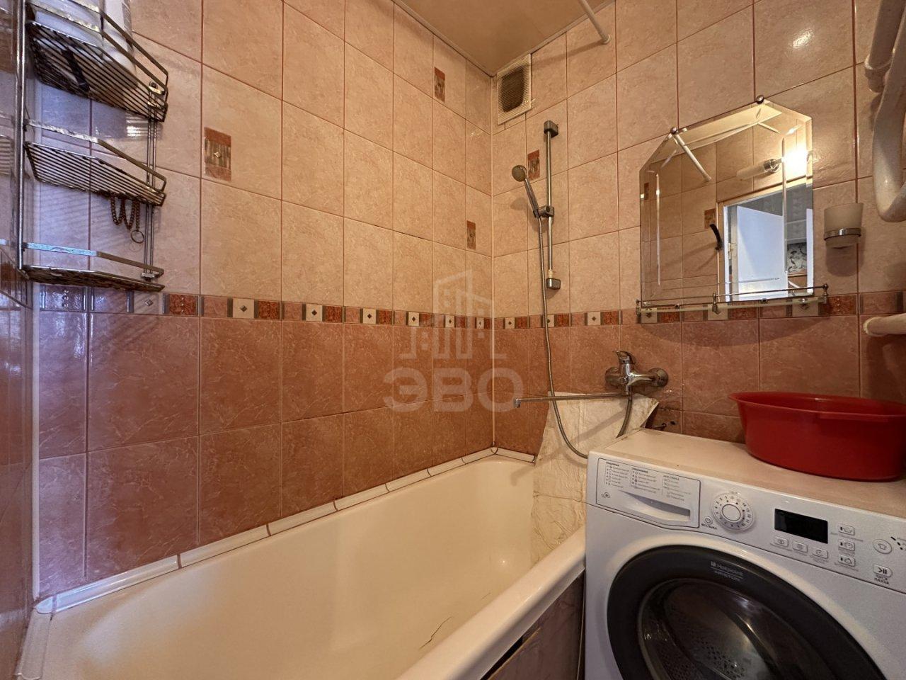 двухкомнатная квартира в Санкт-Петербурге по адресу: Купчинская ул., 8, к 1