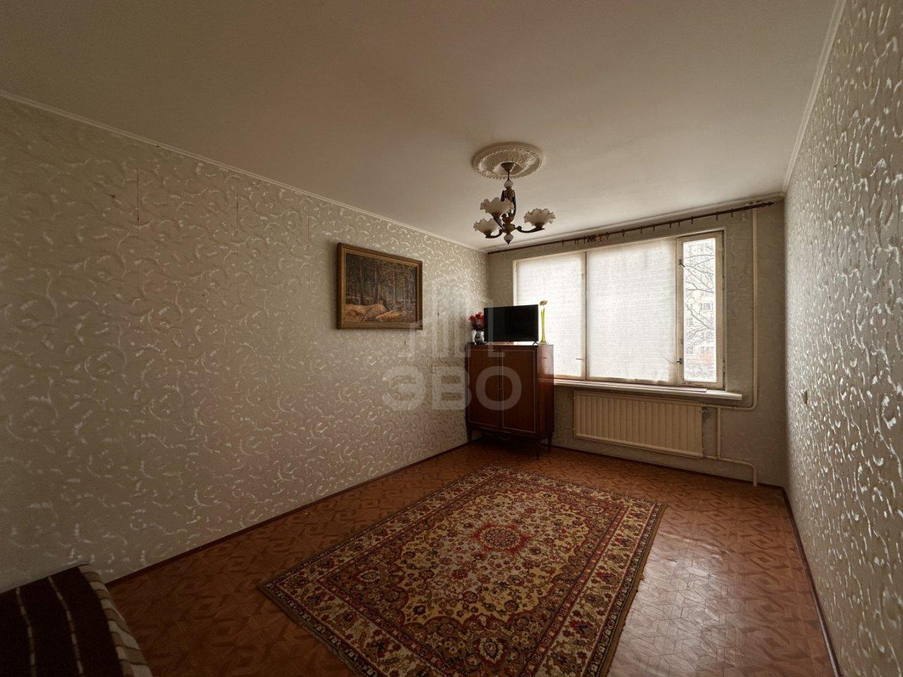 двухкомнатная квартира в Санкт-Петербурге по адресу: Купчинская ул., 8, к 1