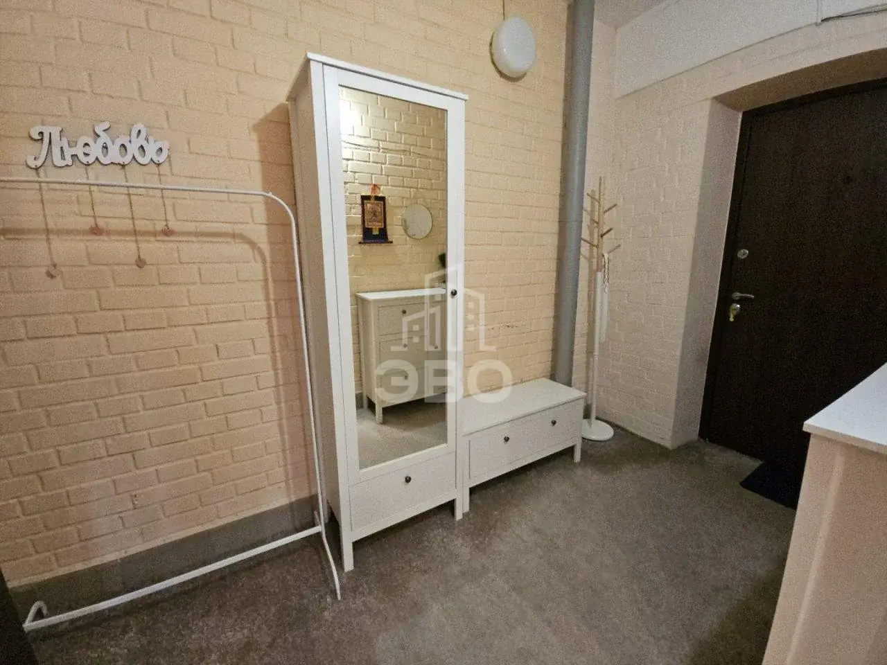 однокомнатная квартира в Санкт-Петербурге по адресу: Есенина ул., 1, к 1