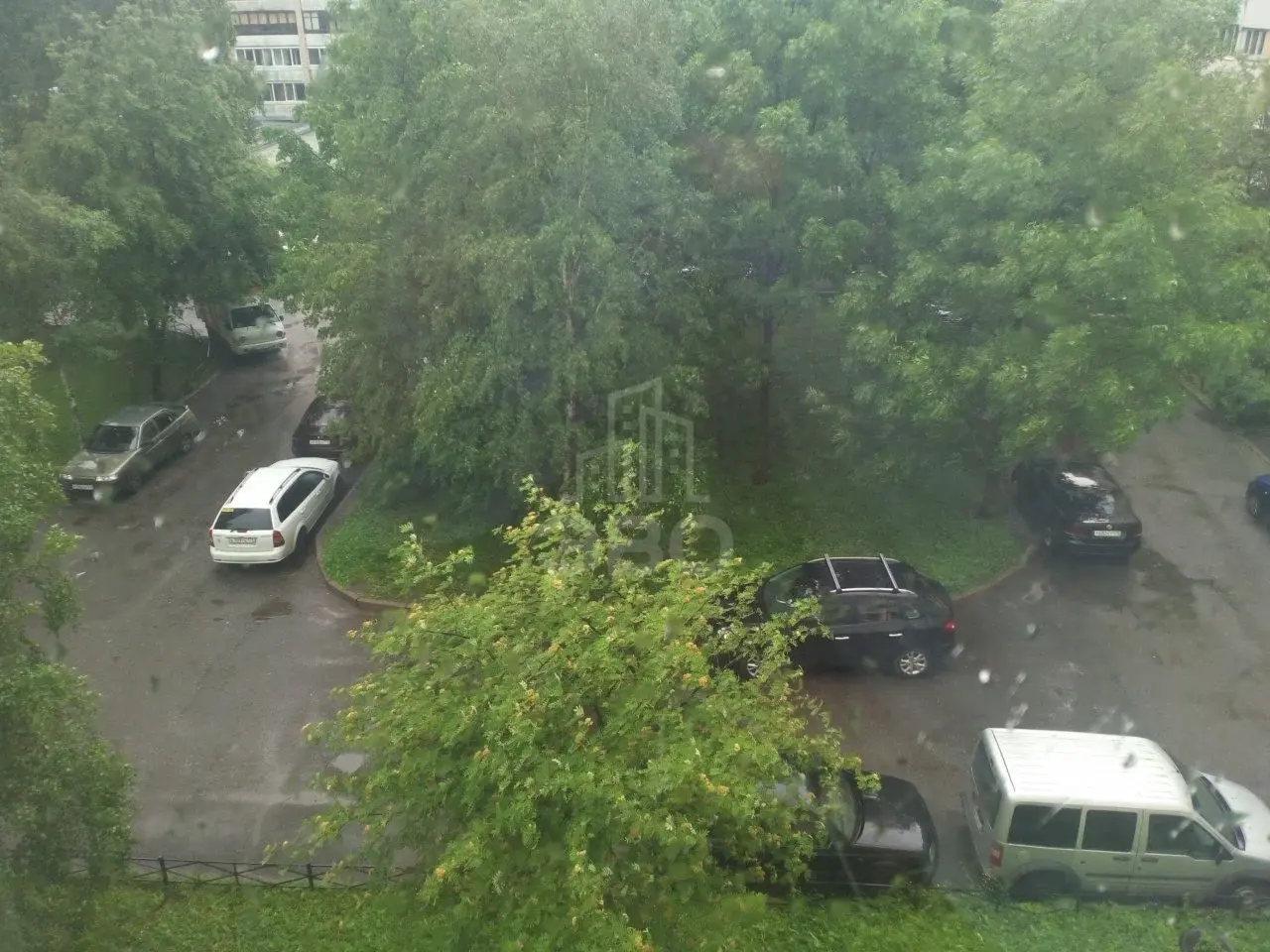трехкомнатная квартира в Санкт-Петербурге по адресу: Летчика Пилютова ул., 23