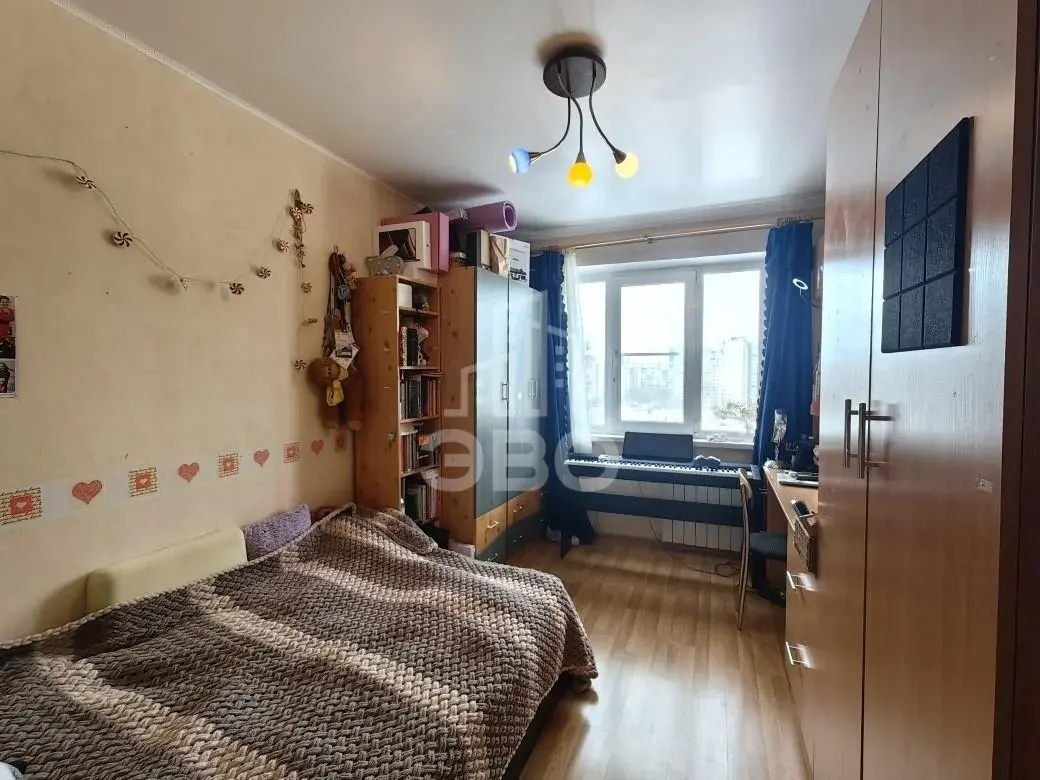 трехкомнатная квартира в Санкт-Петербурге по адресу: Кораблестроителей ул., 37, литера В
