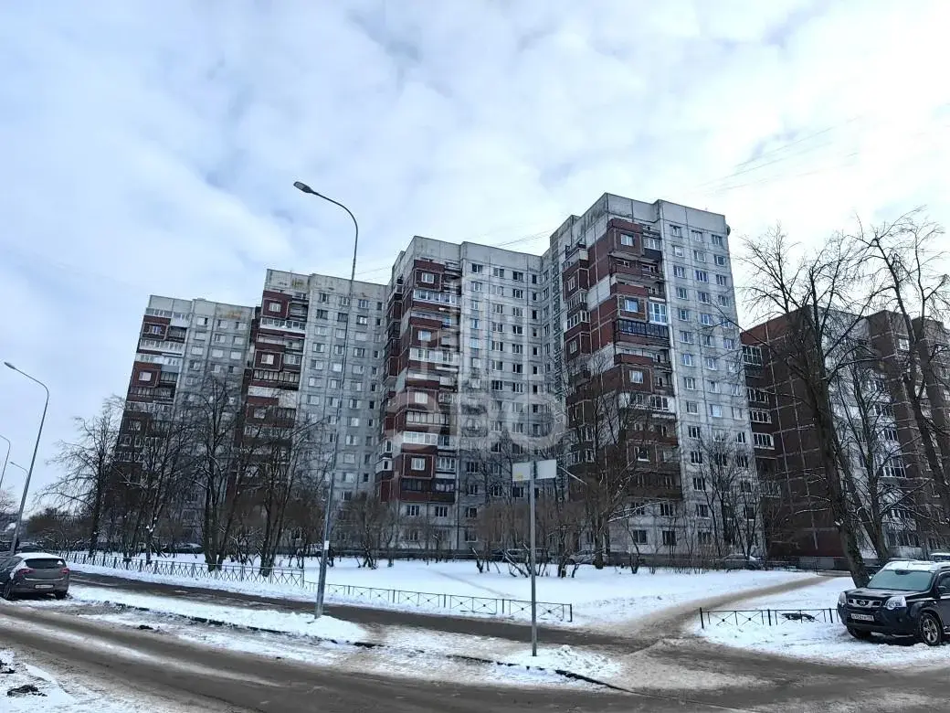 трехкомнатная квартира в Санкт-Петербурге по адресу: Кораблестроителей ул., 37, литера В