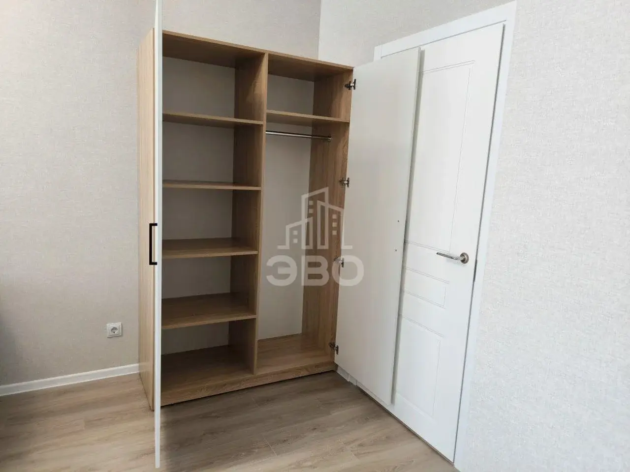 студия в Санкт-Петербурге по адресу: Нины Петровой ул., 6, к 4