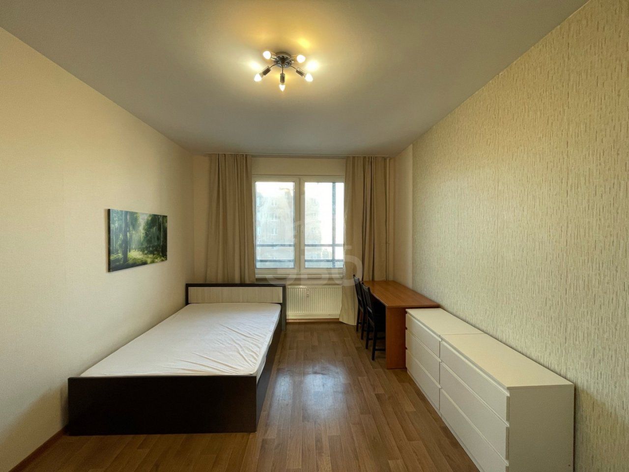 четырехкомнатная квартира в Санкт-Петербурге по адресу: Кушелевская дорога., 5, к 8