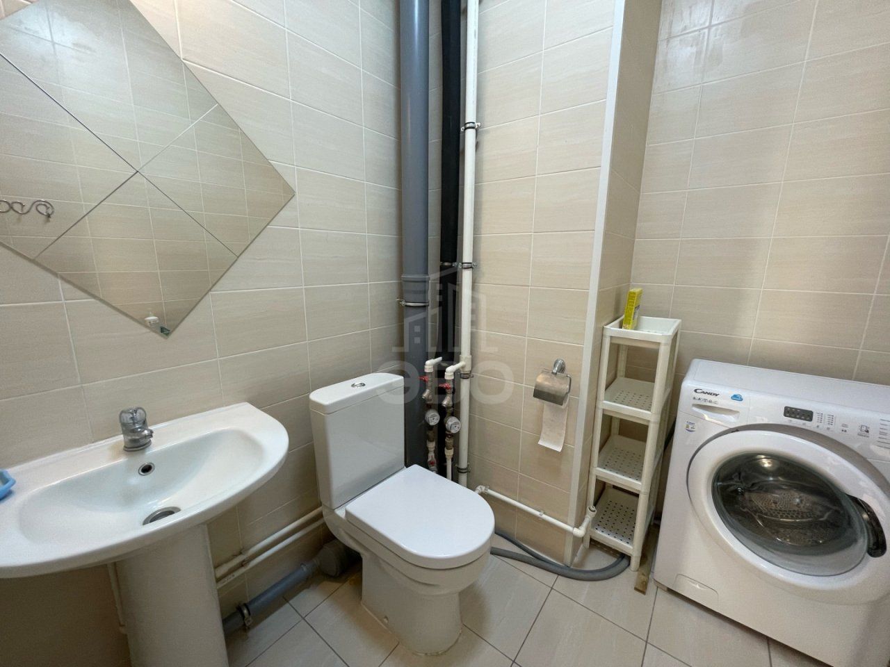 четырехкомнатная квартира в Санкт-Петербурге по адресу: Кушелевская дорога., 5, к 8