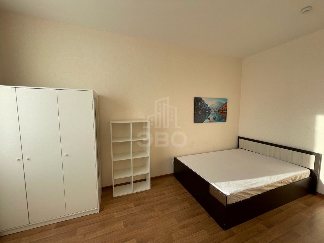 четырехкомнатная квартира в Санкт-Петербурге по адресу: Кушелевская дорога., 5, к 8