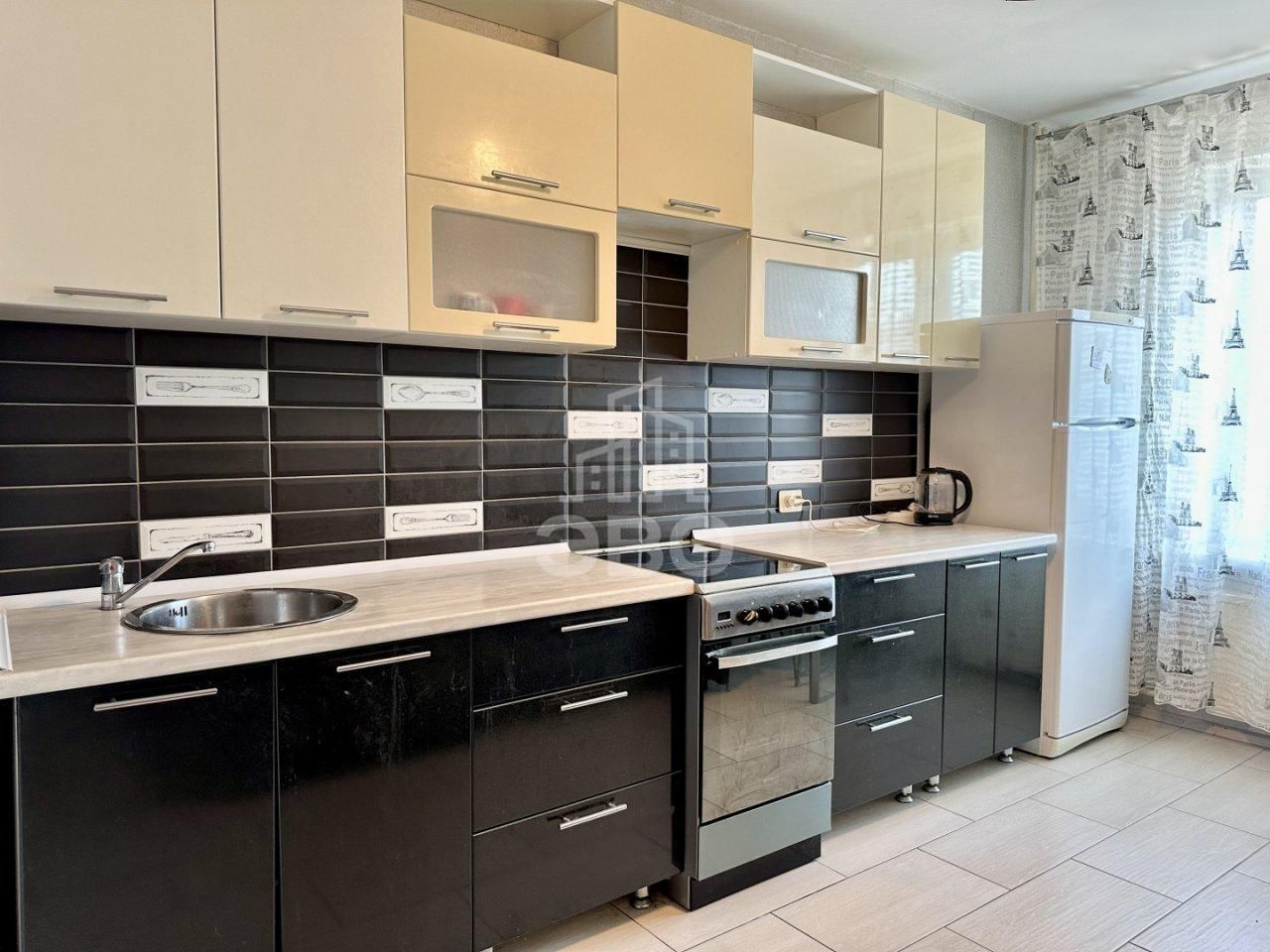 однокомнатная квартира в Санкт-Петербурге по адресу: Фёдора Абрамова ул., 21, к 1