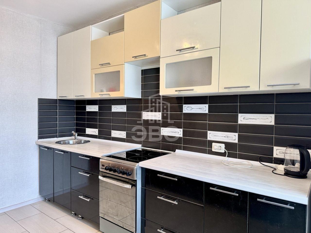 однокомнатная квартира в Санкт-Петербурге по адресу: Фёдора Абрамова ул., 21, к 1