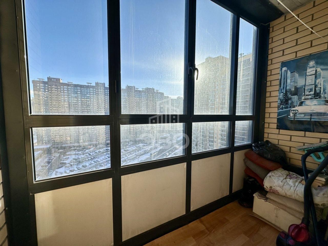 однокомнатная квартира в Санкт-Петербурге по адресу: Фёдора Абрамова ул., 21, к 1