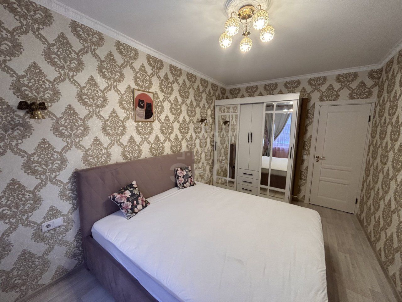 двухкомнатная квартира в Ленинградская область по адресу: Пражская ул., 12