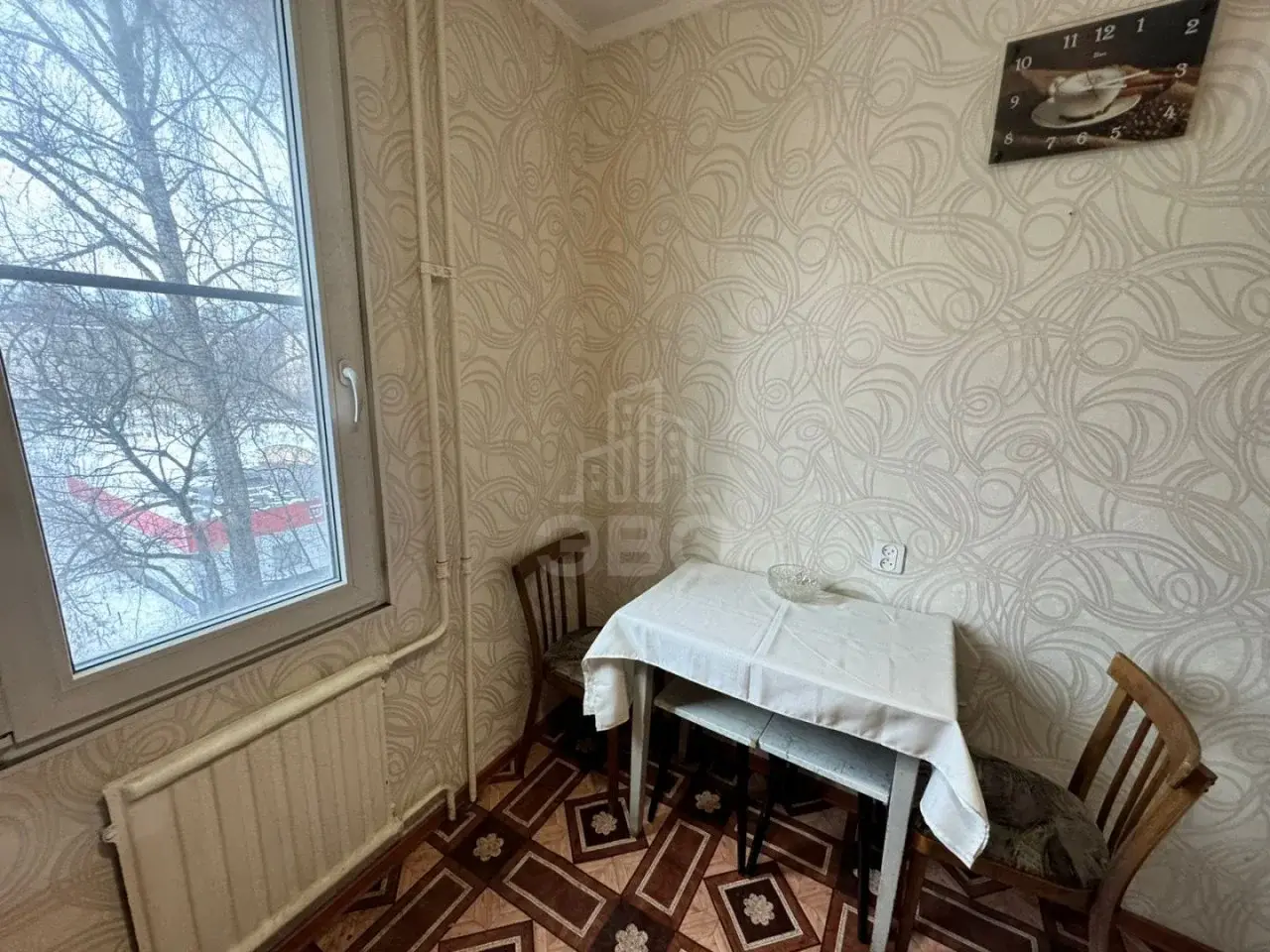 четырехкомнатная квартира в Санкт-Петербурге по адресу: Тамбасова ул., 27, к 1