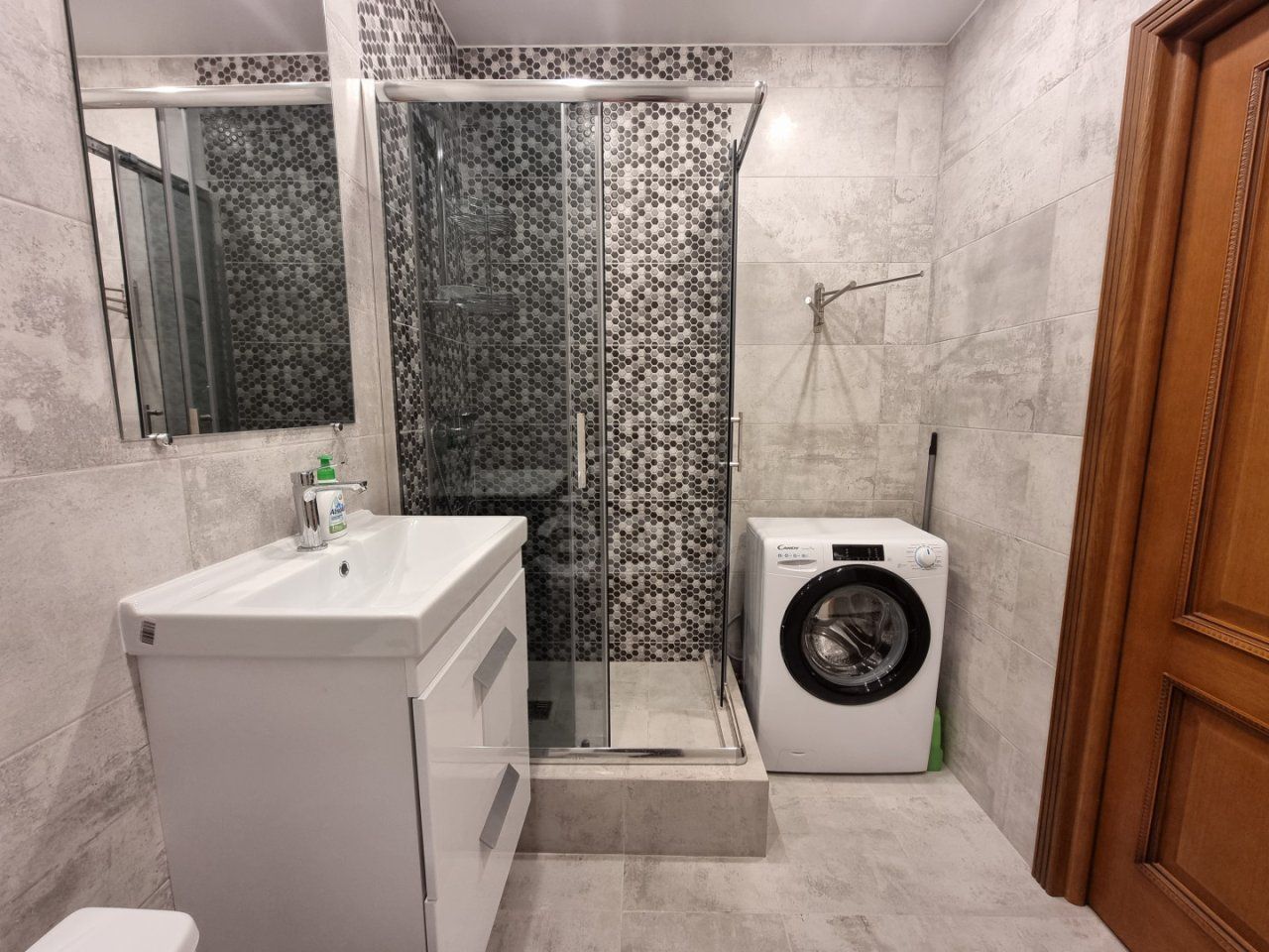 однокомнатная квартира в Ленинградская область по адресу: Авиаторов Балтики проспект, 29, к 2