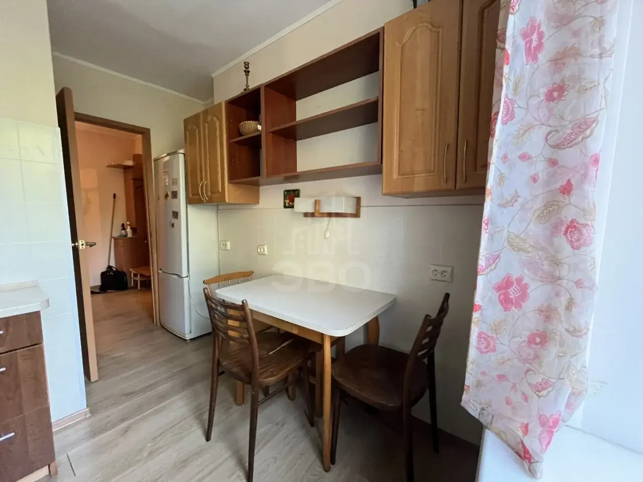 трехкомнатная квартира в Санкт-Петербурге по адресу: Наличная ул., 39, к 1