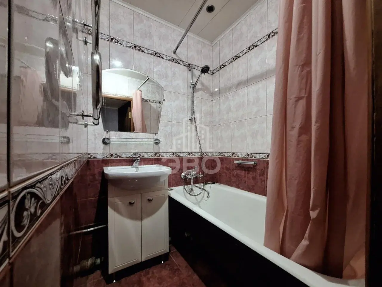однокомнатная квартира в Санкт-Петербурге по адресу: Кустодиева ул., 10, к 2, литера А