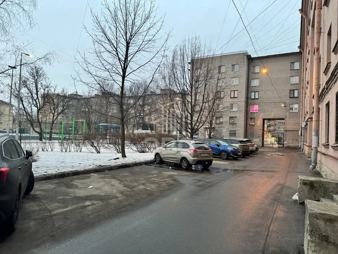 коммерция в Санкт-Петербурге по адресу: Стачек проспект, 27