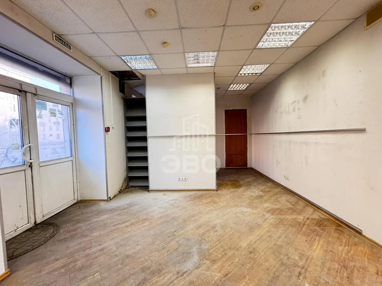 коммерция в Санкт-Петербурге по адресу: Стачек проспект, 27