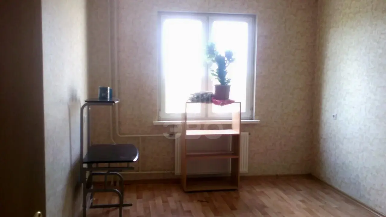 трехкомнатная квартира в Санкт-Петербурге по адресу: Юкковское  ш., 6, к.4