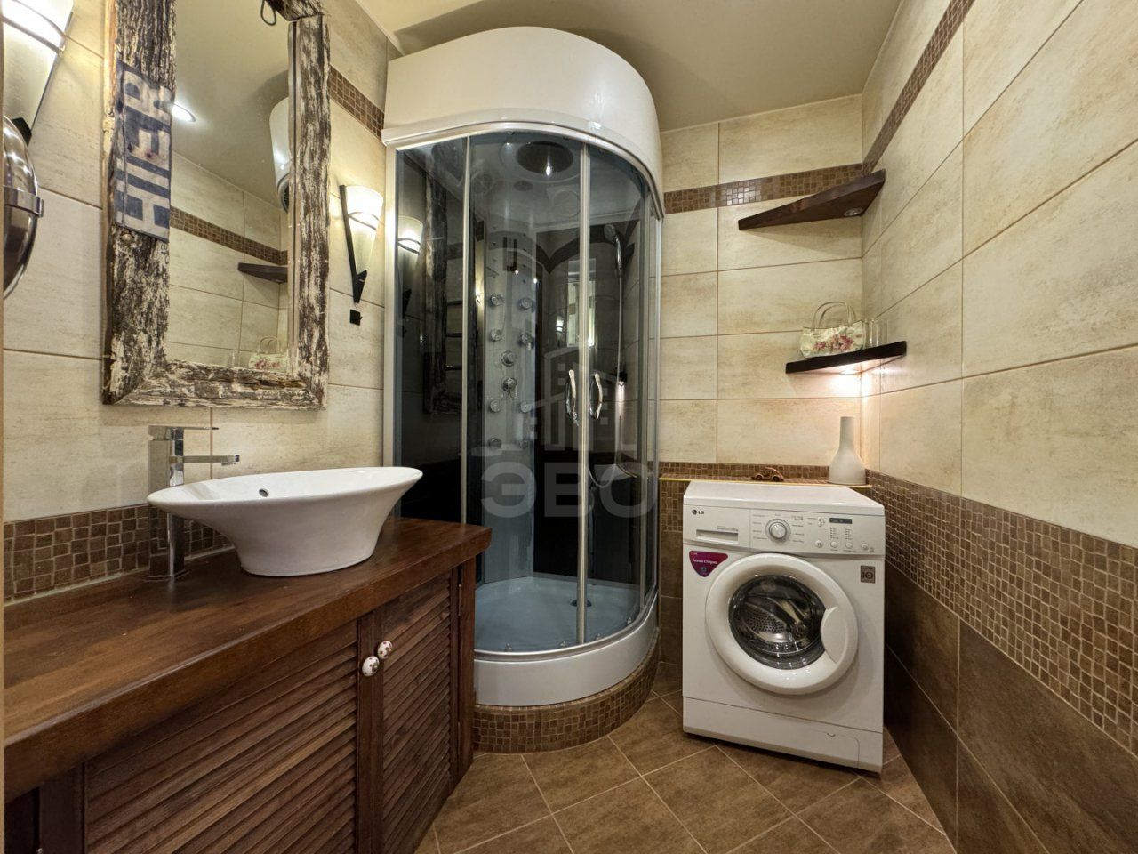 однокомнатная квартира в Санкт-Петербург по адресу: Адмирала Коновалова ул., 2-4