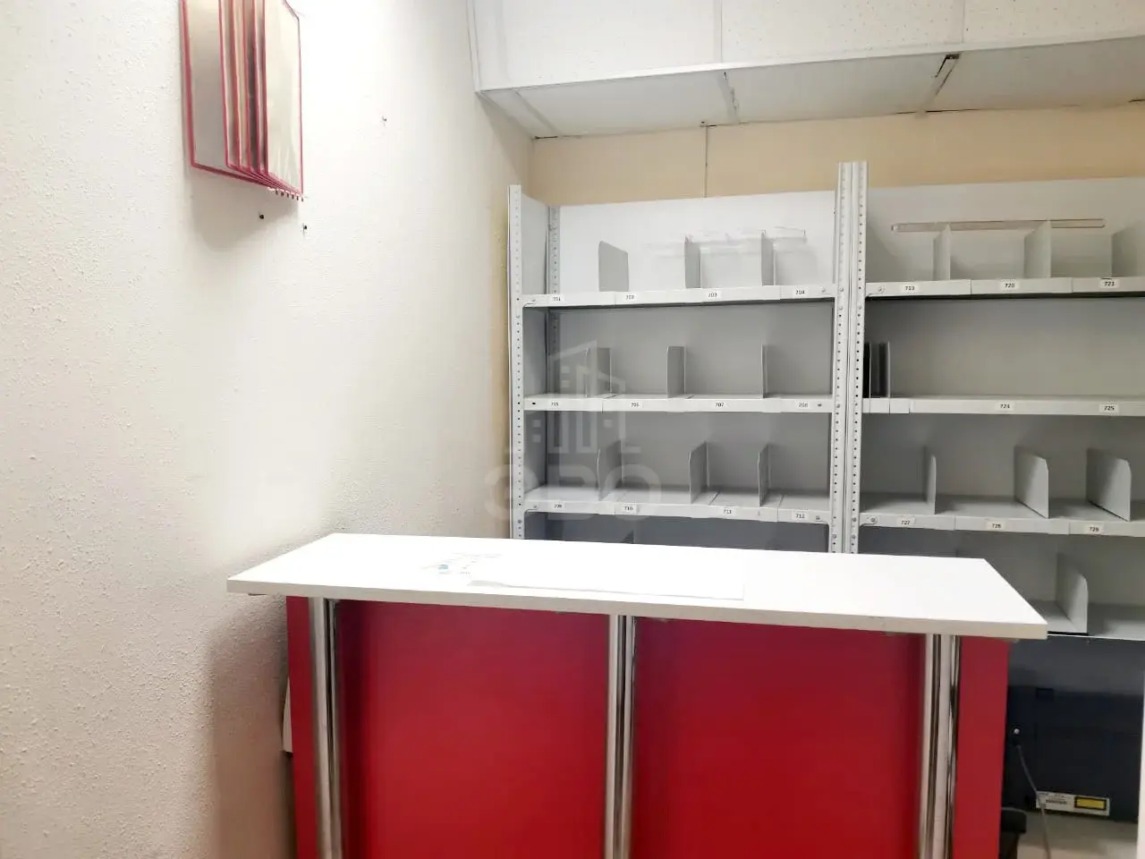 коммерция в Санкт-Петербурге по адресу: Малиновская ул., 8