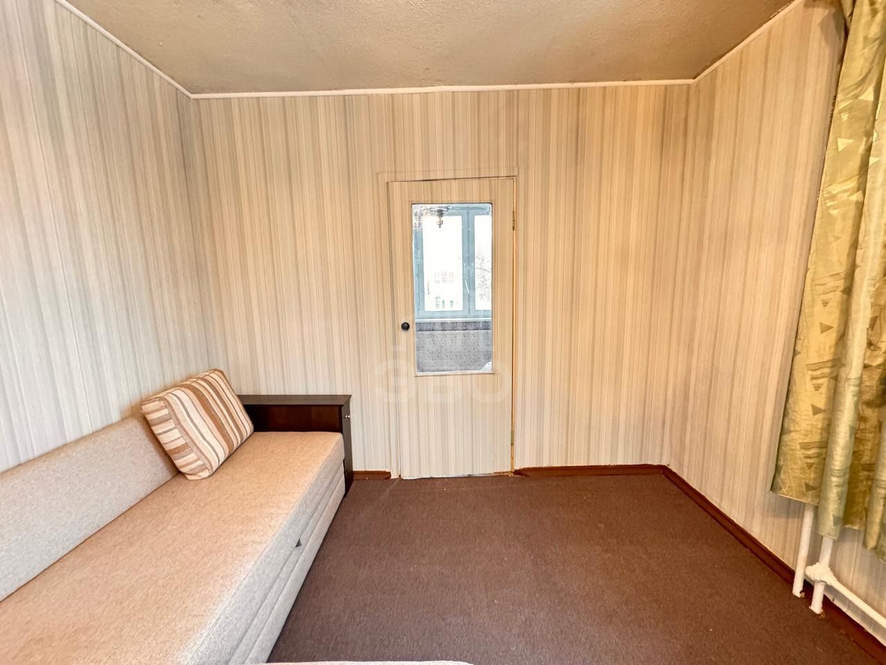 четырехкомнатная квартира в Санкт-Петербурге по адресу: Бухарестская ул., 35, к 2