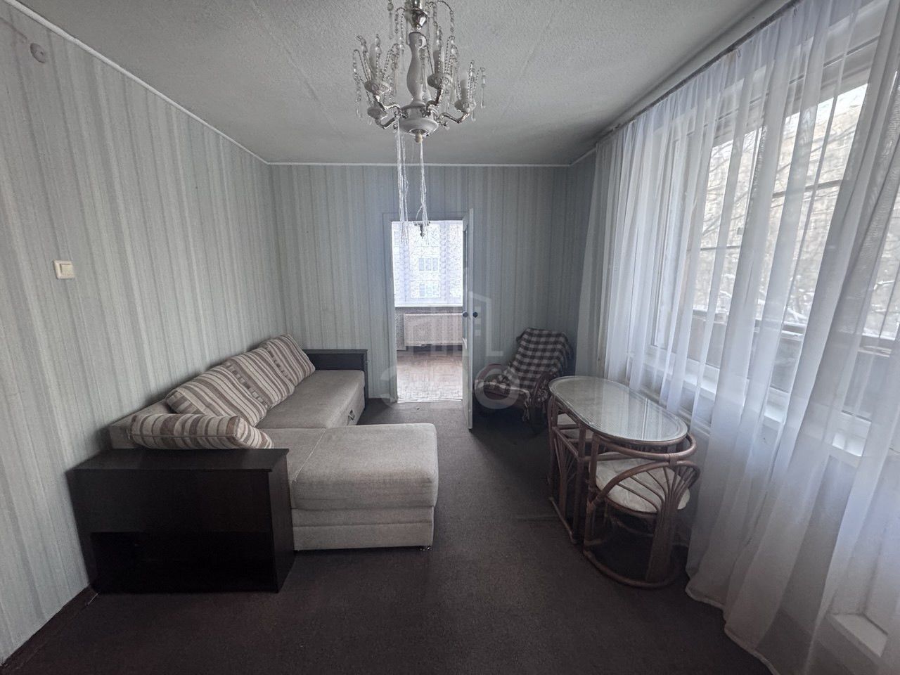 четырехкомнатная квартира в Санкт-Петербурге по адресу: Бухарестская ул., 35, к 2