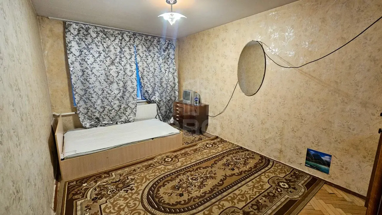 двухкомнатная квартира в Санкт-Петербурге по адресу: Славы проспект, 10, к 5